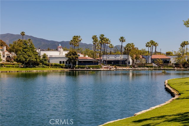 225 Montana Del Lago Drive, Rancho Santa Margarita CA: https://media.crmls.org/medias/2a2c596a-b28f-478b-9ab0-25d14c3e1ed0.jpg