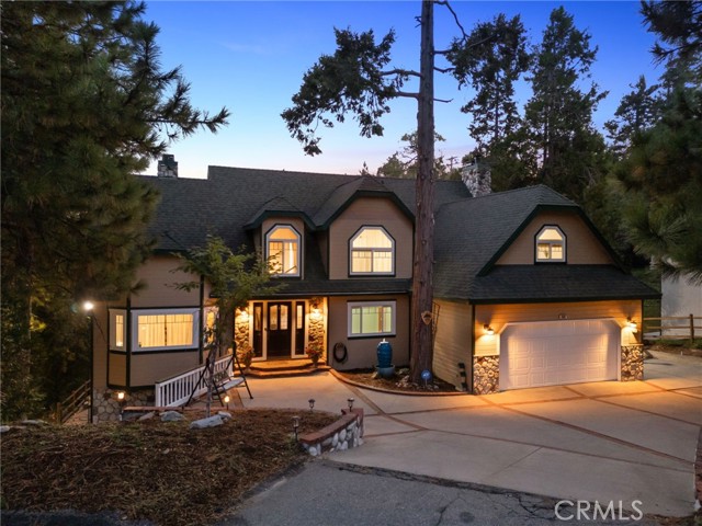 Detail Gallery Image 1 of 73 For 26061 Augusta Dr, Lake Arrowhead,  CA 92392 - 5 Beds | 4 Baths