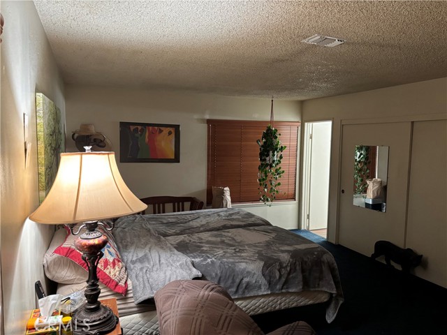 1065 Bascomb, Riverside CA: https://media.crmls.org/medias/2a2cab80-d632-42c7-b979-1084bee56cca.jpg