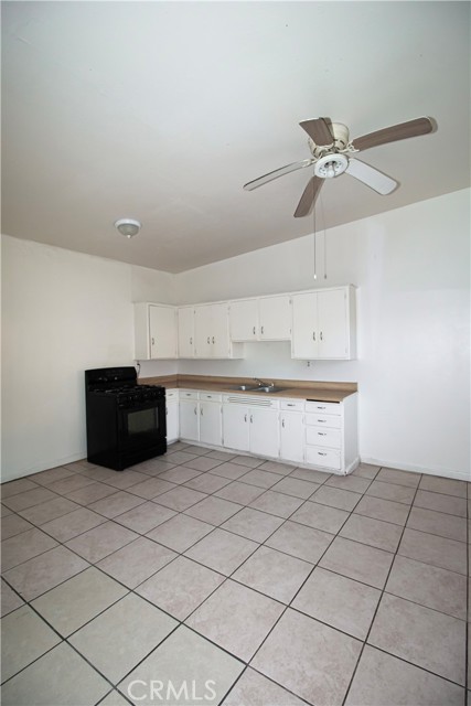 Detail Gallery Image 7 of 18 For 14960 7th St, Victorville,  CA 92395 - 2 Beds | 1 Baths