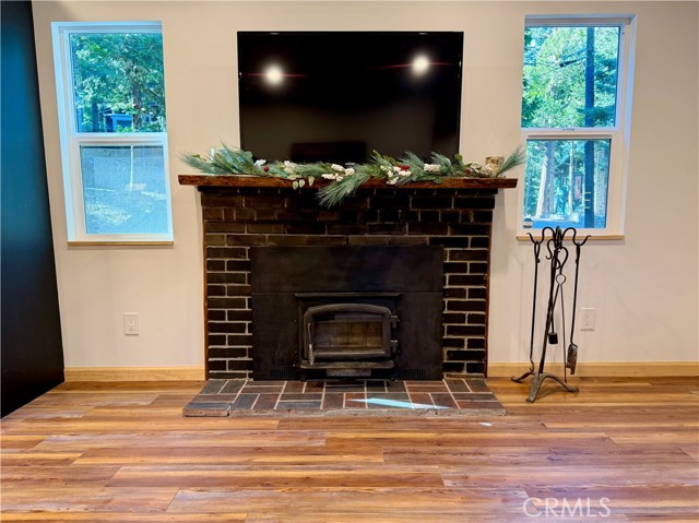 Detail Gallery Image 5 of 26 For 675 Pinnacle, Lake Arrowhead,  CA 92352 - 3 Beds | 2 Baths