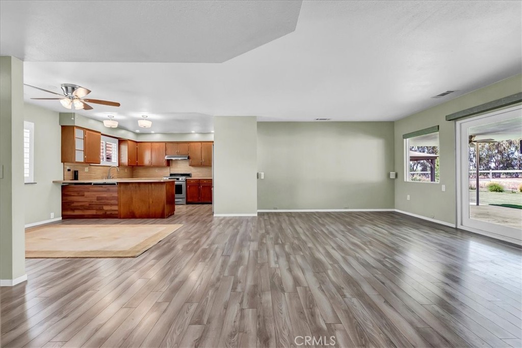 2A2D2395 5614 4B7E 9A38 1D67Cad84Ab1 1635 N Elberta Road, Exeter, Ca 93221 &Lt;Span Style='BackgroundColor:transparent;Padding:0Px;'&Gt; &Lt;Small&Gt; &Lt;I&Gt; &Lt;/I&Gt; &Lt;/Small&Gt;&Lt;/Span&Gt;