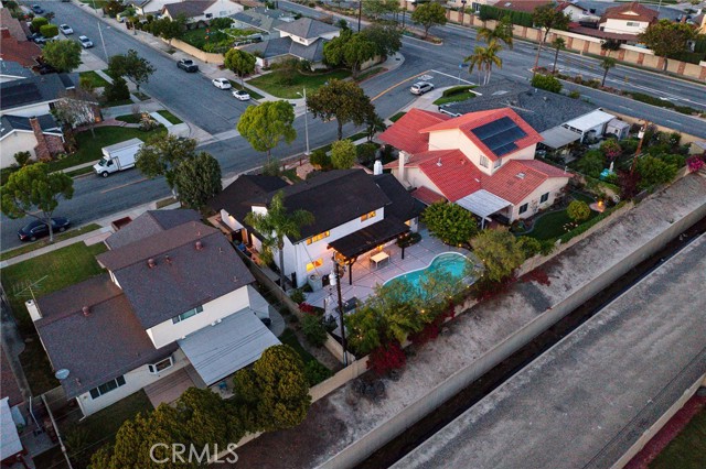 Image 71 of 73 For 4972 Park  