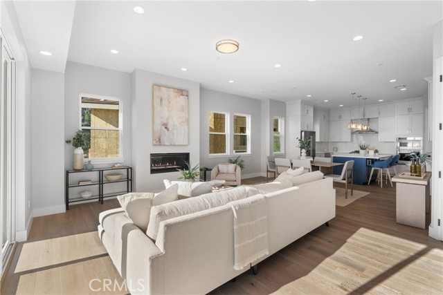 Detail Gallery Image 5 of 21 For 2734 Barcelona, Pismo Beach,  CA 93449 - 3 Beds | 3/1 Baths