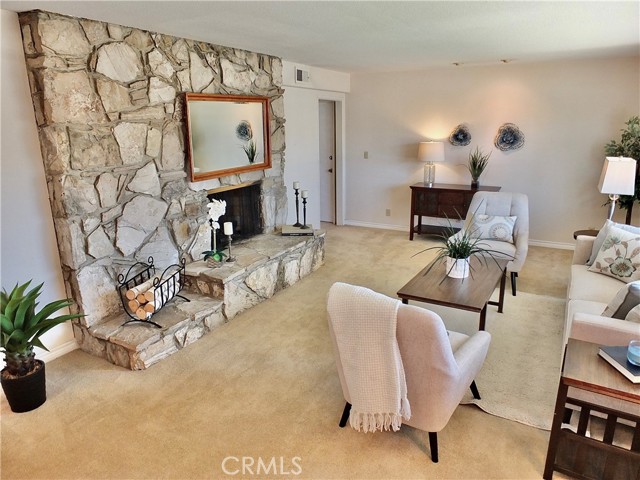 Image 2 of 35 For 2524 Littleton Pl