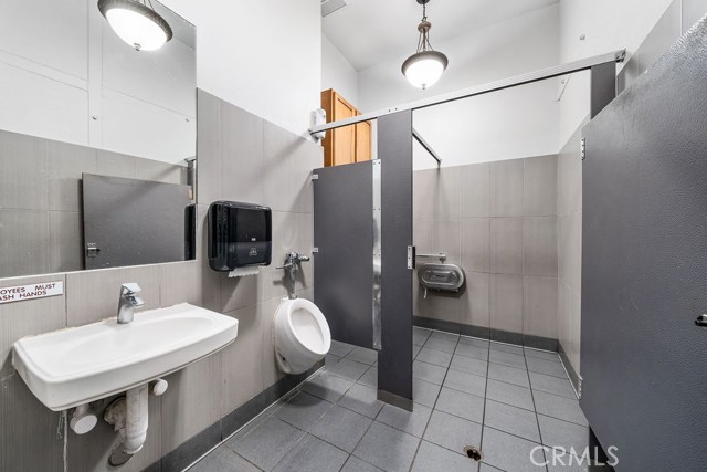 1121 Broad Street, San Luis Obispo, California 93401, ,Commercial Lease,For Rent,1121 Broad Street,CRNS25022968