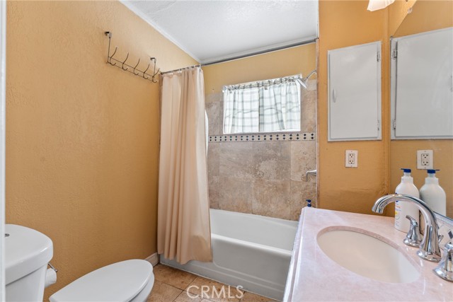 Detail Gallery Image 12 of 24 For 21947 Dracaea Ave, Moreno Valley,  CA 92553 - 4 Beds | 2 Baths