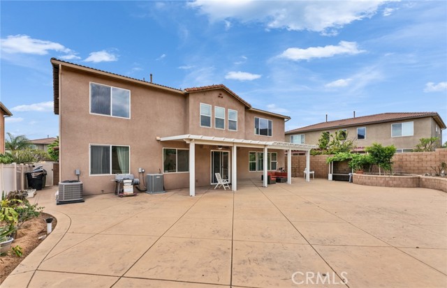 Image 38 of 46 For 7252 Berry Creek Street