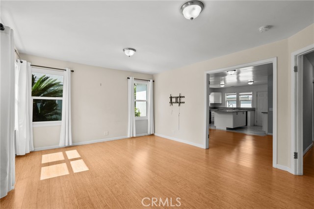Detail Gallery Image 5 of 39 For 1904 Armacost Ave, Los Angeles,  CA 90025 - 3 Beds | 2 Baths