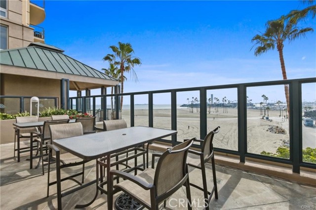 850 E Ocean Boulevard, Long Beach CA: https://media.crmls.org/medias/2a2f8ca9-30a9-4779-bbb2-4d1f3581e8ce.jpg