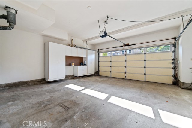 31 Versailles, Newport Coast CA: https://media.crmls.org/medias/2a2f8d3a-7061-4cd3-8628-0eca65314411.jpg