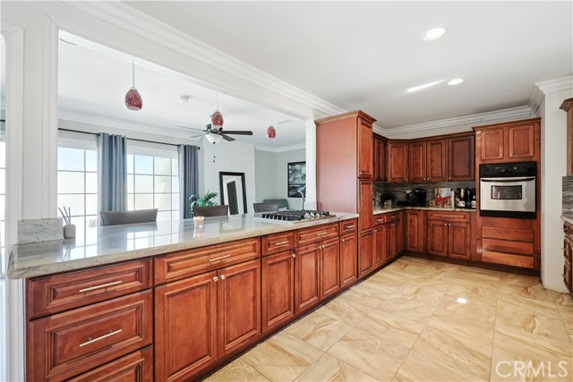 5103 N Nearglen Avenue, Covina CA: https://media.crmls.org/medias/2a301e72-17b1-46bc-91e4-eb59b8aa50d6.jpg