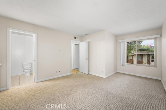 3721 Country Club Drive, Long Beach CA: https://media.crmls.org/medias/2a30d439-8181-4fa7-9192-a94c7dd62e4d.jpg