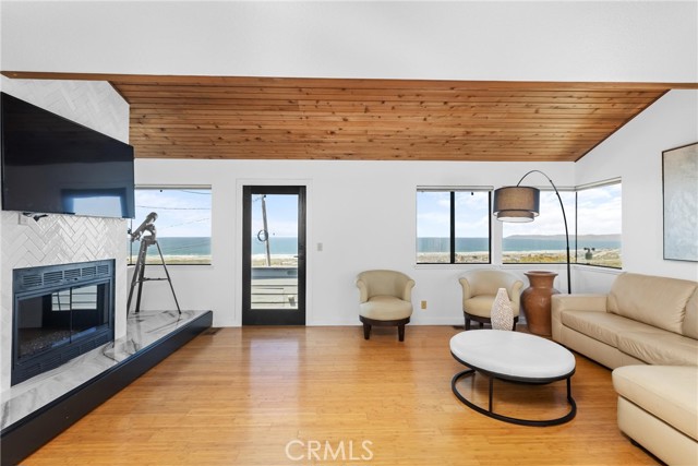 Detail Gallery Image 11 of 27 For 2630 Maple Ave, Morro Bay,  CA 93442 - 3 Beds | 3 Baths