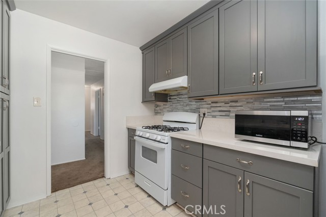 Detail Gallery Image 16 of 47 For 5382 Crest, Riverside,  CA 92503 - 4 Beds | 1/1 Baths