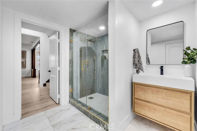 239 N San Antonio Avenue, Upland CA: https://media.crmls.org/medias/2a32271b-61a6-4c01-a2b3-a3ad06c16b46.jpg