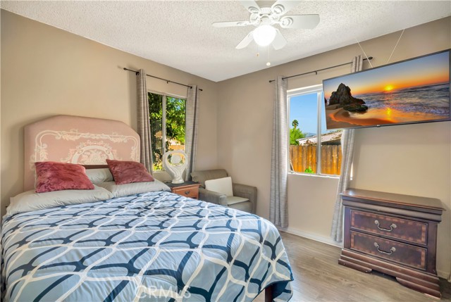 Detail Gallery Image 13 of 18 For 2651 Pirtle St, Los Angeles,  CA 90039 - 3 Beds | 1/1 Baths