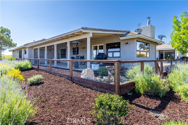 2885 Summer Ranch Road, Paso Robles CA: https://media.crmls.org/medias/2a328442-8acf-430b-9060-2994339538d3.jpg
