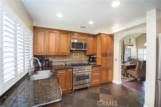 Detail Gallery Image 25 of 73 For 2531 Independence Way, Corona,  CA 92882 - 4 Beds | 3 Baths