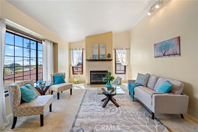 Detail Gallery Image 15 of 45 For 1697 Newport Ave, Grover Beach,  CA 93433 - 3 Beds | 2/1 Baths