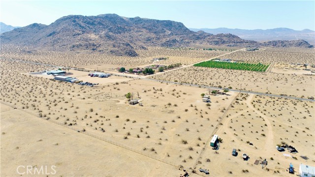24254 Yucca Loma Road, Apple Valley CA: https://media.crmls.org/medias/2a35ce99-35fe-4fde-bcb3-2d9013f32fe1.jpg