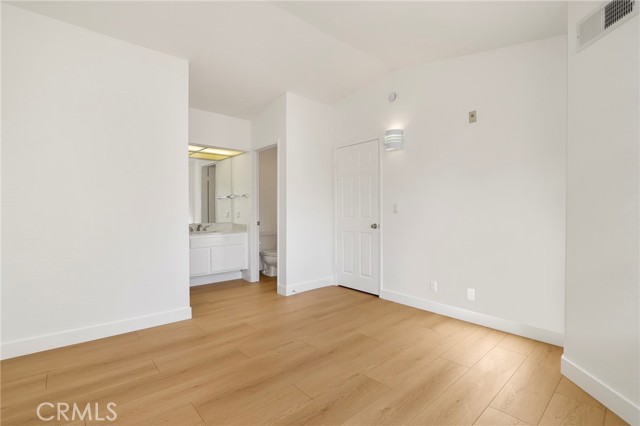 Detail Gallery Image 29 of 36 For 5799 Freebird Ln #102,  Oak Park,  CA 91377 - 2 Beds | 2/1 Baths