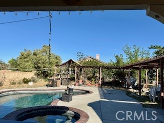 Detail Gallery Image 4 of 18 For 40350 Wood Ct, Palmdale,  CA 93551 - 3 Beds | 2 Baths