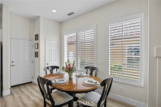 9121 Wooded Hill Drive, Corona CA: https://media.crmls.org/medias/2a37d632-f440-479f-ab4b-bfcce85c3e4b.jpg