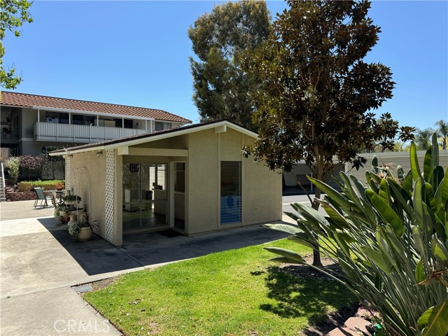 661 Avenida Sevilla, Laguna Woods CA: https://media.crmls.org/medias/2a3828da-5167-4343-b935-0e6ef54cd000.jpg