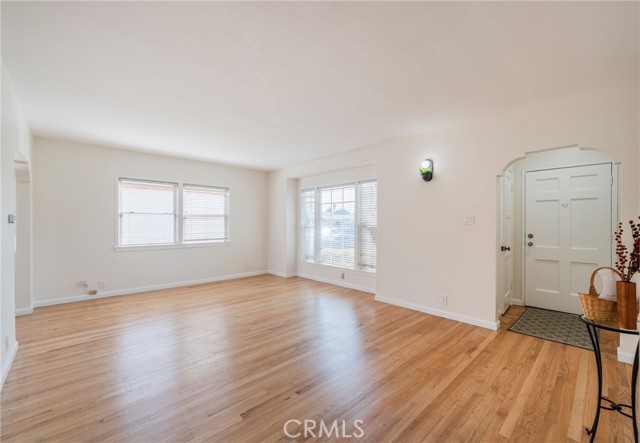 Detail Gallery Image 5 of 18 For 4245 Lugo Ave, Lynwood,  CA 90262 - 3 Beds | 1 Baths