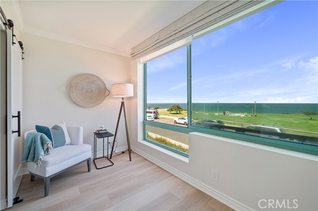 201 Calle Miramar, Redondo Beach CA: https://media.crmls.org/medias/2a3a5c5f-c8be-44a3-81bf-383a936cc7ca.jpg