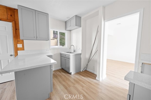 Detail Gallery Image 7 of 20 For 345 W Fairway Bld, Big Bear City,  CA 92314 - 2 Beds | 1 Baths