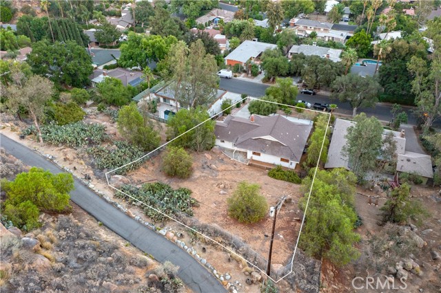 Detail Gallery Image 28 of 32 For 4227 Miramonte Pl, Riverside,  CA 92501 - 3 Beds | 2/1 Baths