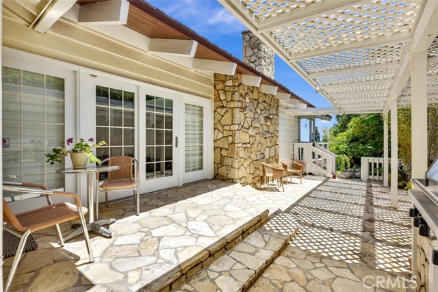 58 Dapplegray Ln, Rolling Hills Estates, California 90274, 4 Bedrooms Bedrooms, ,4 BathroomsBathrooms,Residential,Sold,Dapplegray Ln,SB22131207