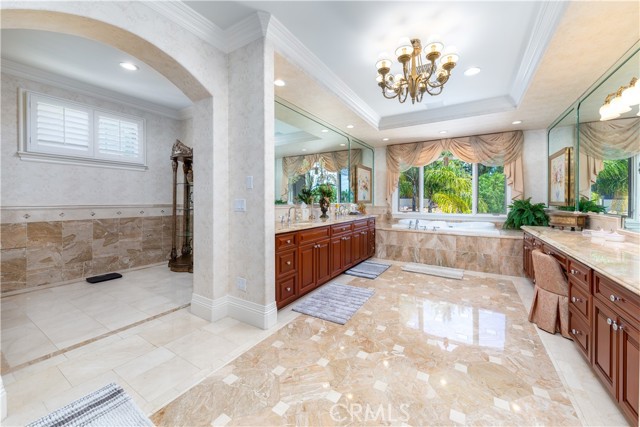 22883 Canyon View Road, Diamond Bar CA: https://media.crmls.org/medias/2a3bc4f2-a405-48a1-9636-ea90c7eb371d.jpg