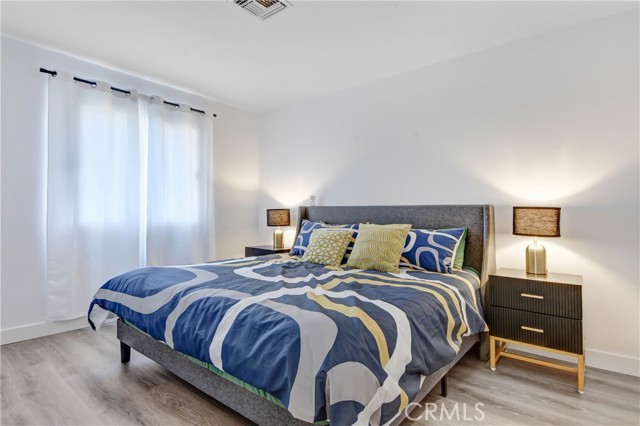 1980 E Rochelle Road, Palm Springs CA: https://media.crmls.org/medias/2a3be683-fefe-4908-bd2d-09a8ba11b2c4.jpg