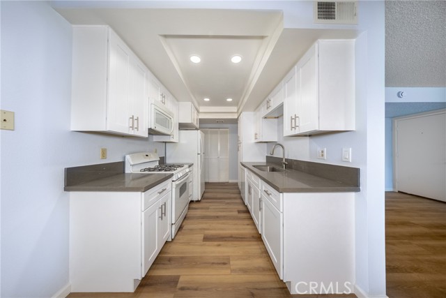 Detail Gallery Image 10 of 47 For 3118 Little Mountain #a, San Bernardino,  CA 92405 - 2 Beds | 2 Baths