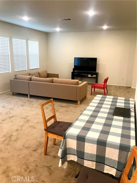 Detail Gallery Image 10 of 34 For 16031 Cordova, Victorville,  CA 92394 - 6 Beds | 2/1 Baths