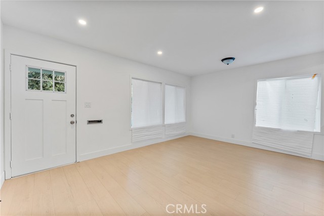 Detail Gallery Image 7 of 22 For 4909 Fidler, Lakewood,  CA 90712 - 3 Beds | 2 Baths