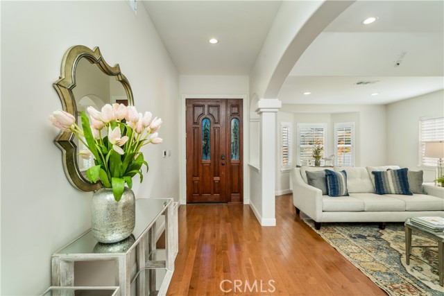 Detail Gallery Image 5 of 35 For 15229 Camarillo St, Sherman Oaks,  CA 91403 - 3 Beds | 2 Baths