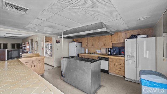 Detail Gallery Image 37 of 59 For 1400 13th St #206,  Upland,  CA 91786 - 2 Beds | 2 Baths