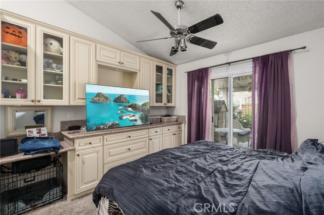 12325 Bellflower Court, Rancho Cucamonga CA: https://media.crmls.org/medias/2a3e7abe-681e-43fa-b798-7914cb54d423.jpg