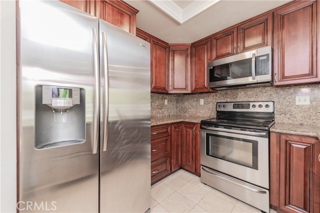 Detail Gallery Image 11 of 25 For 263 Stanford Ct #112,  Irvine,  CA 92612 - 3 Beds | 3 Baths