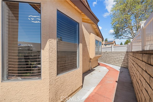 Detail Gallery Image 34 of 47 For 22942 Banyan, Saugus,  CA 91390 - 3 Beds | 2 Baths