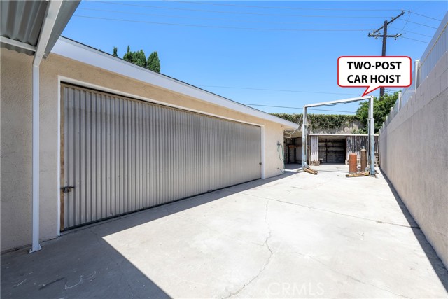 5347 E Bergh Drive, Anaheim Hills CA: https://media.crmls.org/medias/2a3ff6d2-165b-4c4e-812c-e866d57813a1.jpg