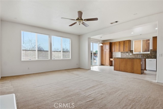 Detail Gallery Image 12 of 47 For 3860 Bella Isola, Perris,  CA 92571 - 3 Beds | 2 Baths