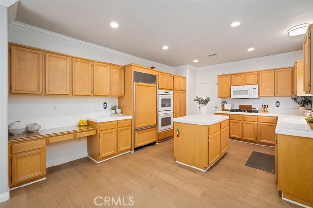 Detail Gallery Image 9 of 37 For 2826 Lemonwood Ct, Fullerton,  CA 92835 - 3 Beds | 3 Baths