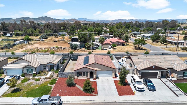 Detail Gallery Image 4 of 32 For 26703 Calle Celia, Menifee,  CA 92585 - 3 Beds | 2 Baths