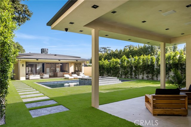 Detail Gallery Image 53 of 72 For 11826 Kling St, Valley Village,  CA 91607 - 6 Beds | 5/1 Baths