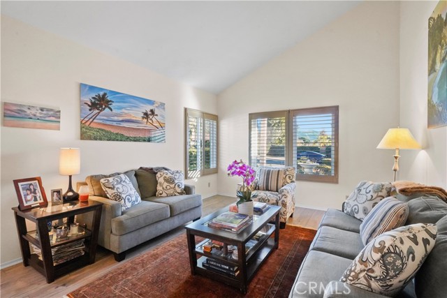 485 Wedgewood Court, Duarte CA: https://media.crmls.org/medias/2a424562-a233-42ff-86ca-05076f61e28d.jpg